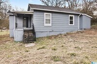 Building Photo - 3640 Wenonah Rd SW