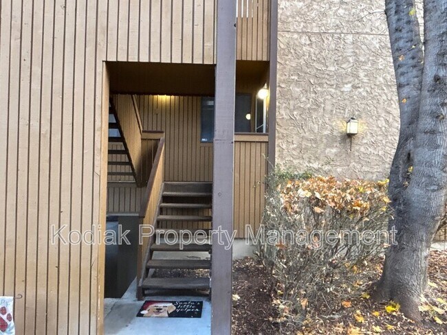 Building Photo - 9175 S Jefferson Pl