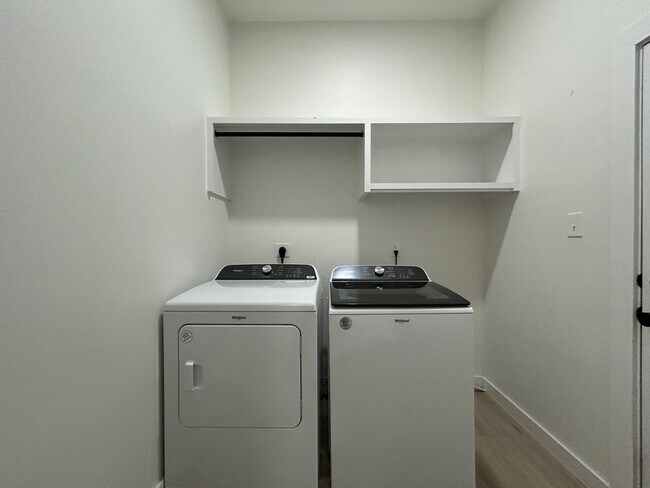 Building Photo - 6317 Krone Ln