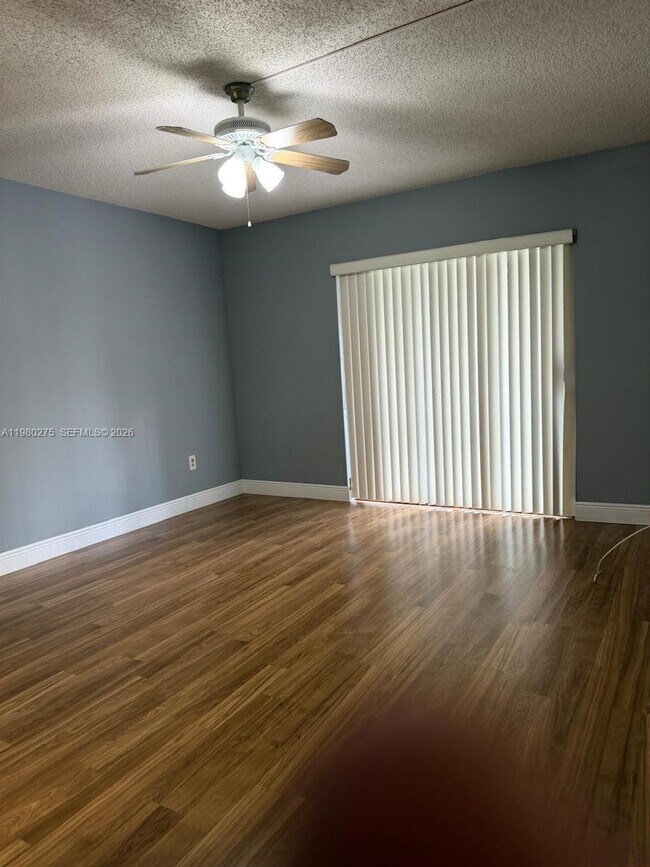 Building Photo - 8810 SW 132nd Pl