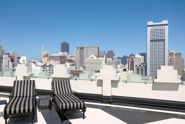 Building Photo - 631 O'Farrell St