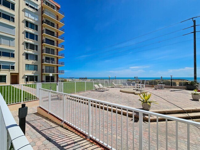 Building Photo - 3600 S Ocean Shore Blvd