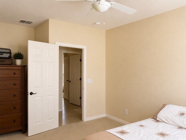 Building Photo - Spacious 5-Bedroom Gilbert Home with a Sparkling Pool!