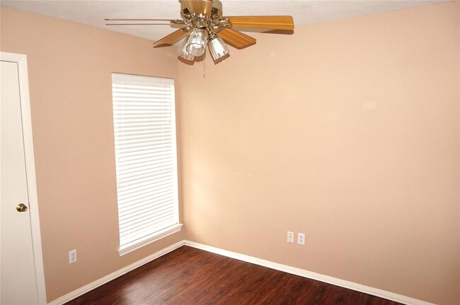 Building Photo - 3718 Glade Forest Dr