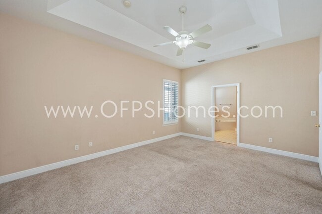 Building Photo - 1558 Venice Ave