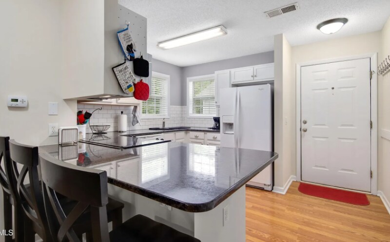 Building Photo - 3000 Centennial Woods Dr