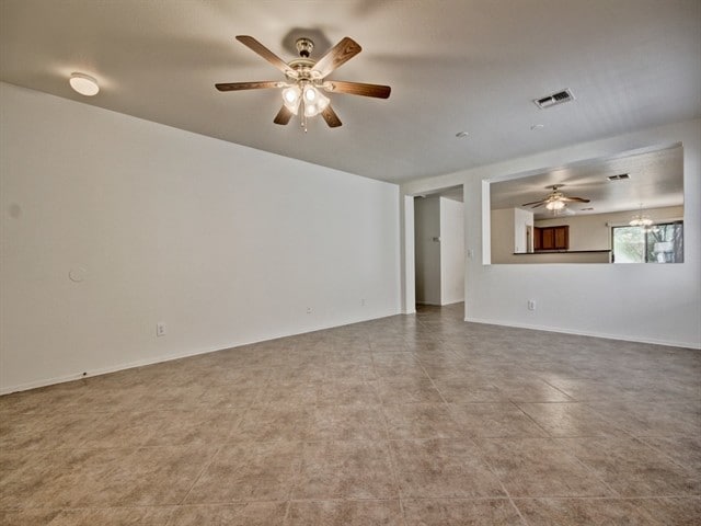Building Photo - 15617 W Caribbean Ln