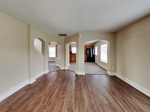 Building Photo - 20930 Grovedale Dr