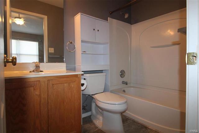 Building Photo - 23 Bayhill Village Ct