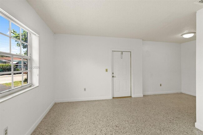 Building Photo - 3211 NW 13th Terrace