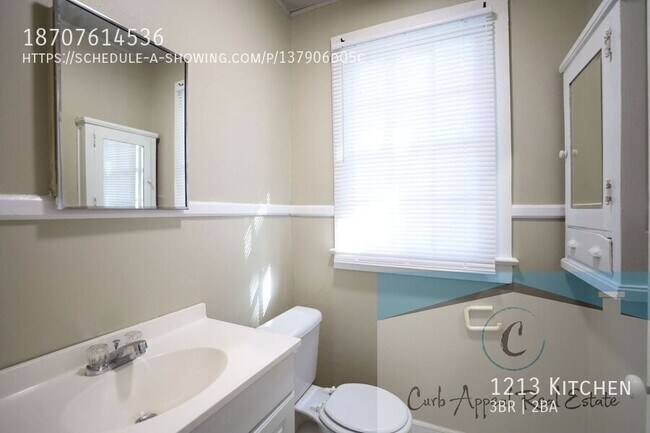 Building Photo - 1213 Kitchen-