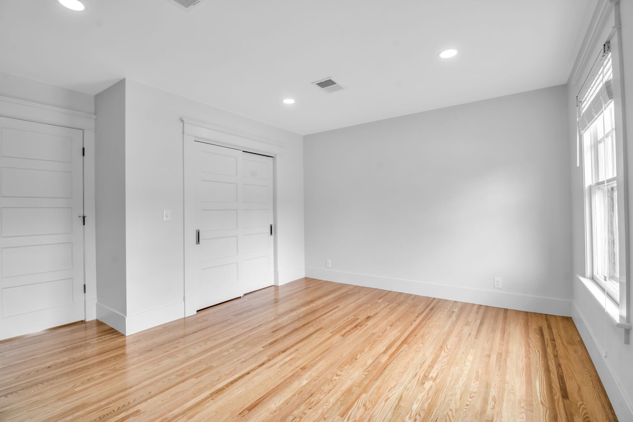 Building Photo - 349 Elmwood Ave