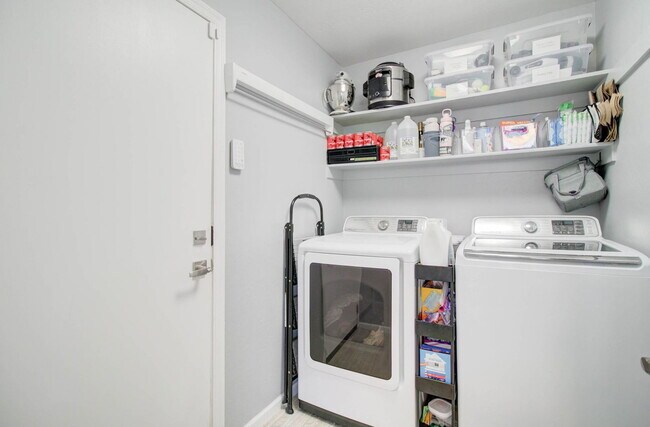 Building Photo - 17802 N 41st Ave