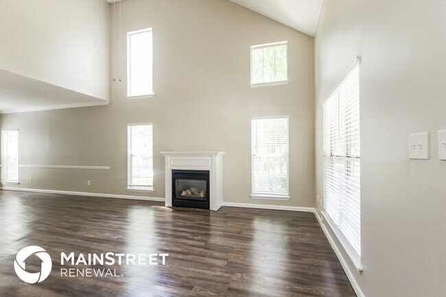 Building Photo - 10731 Spruce Mountain Rd