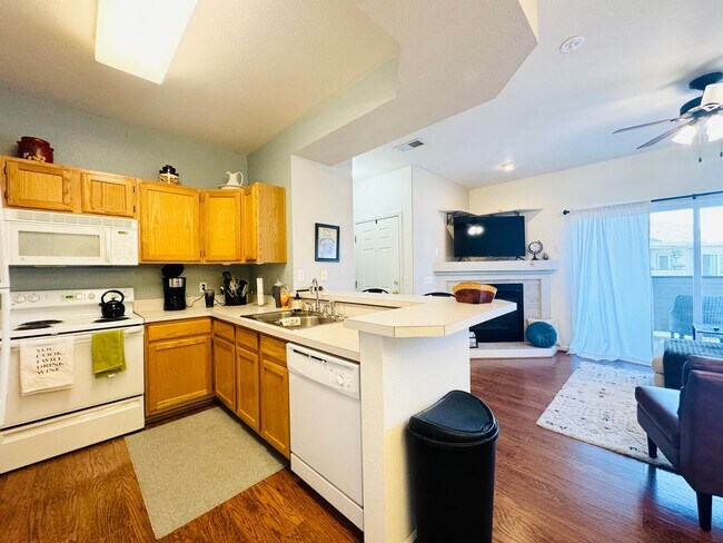 Building Photo - 4545 Wheaton Dr