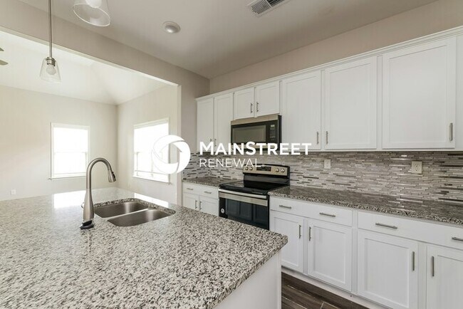 Building Photo - 4 Bedroom Pet-Friendly Home in Somerville, TN with Main Street Renewal