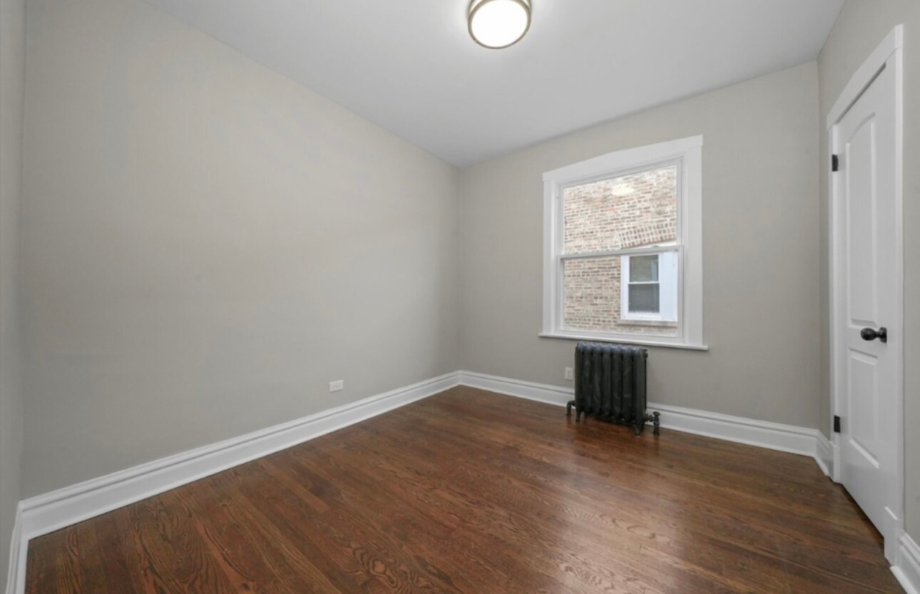 Building Photo - 1935 Elmwood Ave