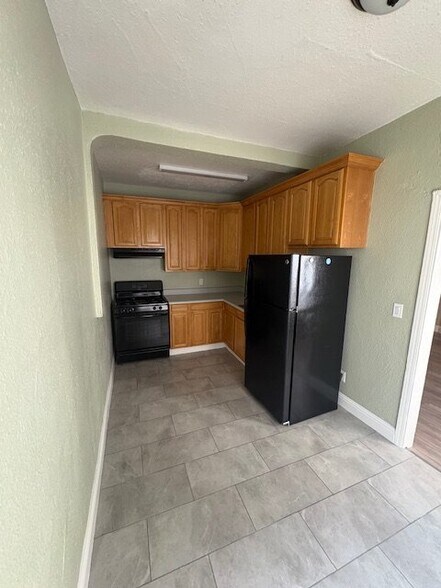 Building Photo - 1757 26th Ave