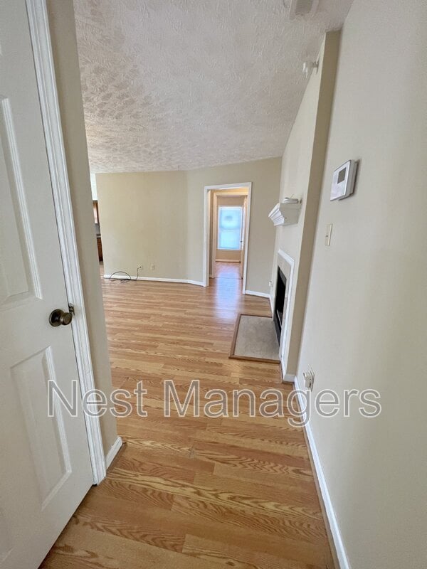 Building Photo - 1703 Winnabow Dr