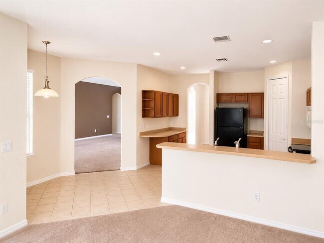 Building Photo - 1460 Equinox Cir