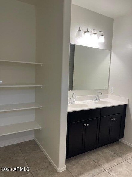 Building Photo - 4625 W Lemon Ave