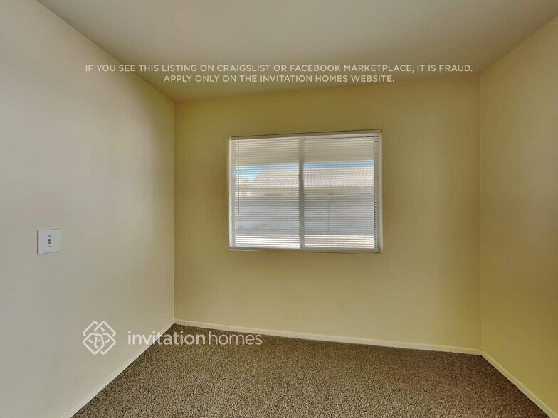 Building Photo - 3725 St Charles Ct