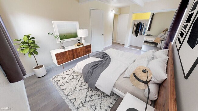 Building Photo - 1 br, 1 bath House - 762 Hamilton Ave Priv...