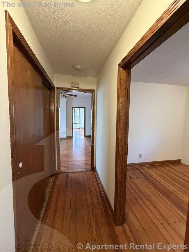 Building Photo - 45 Prescott St