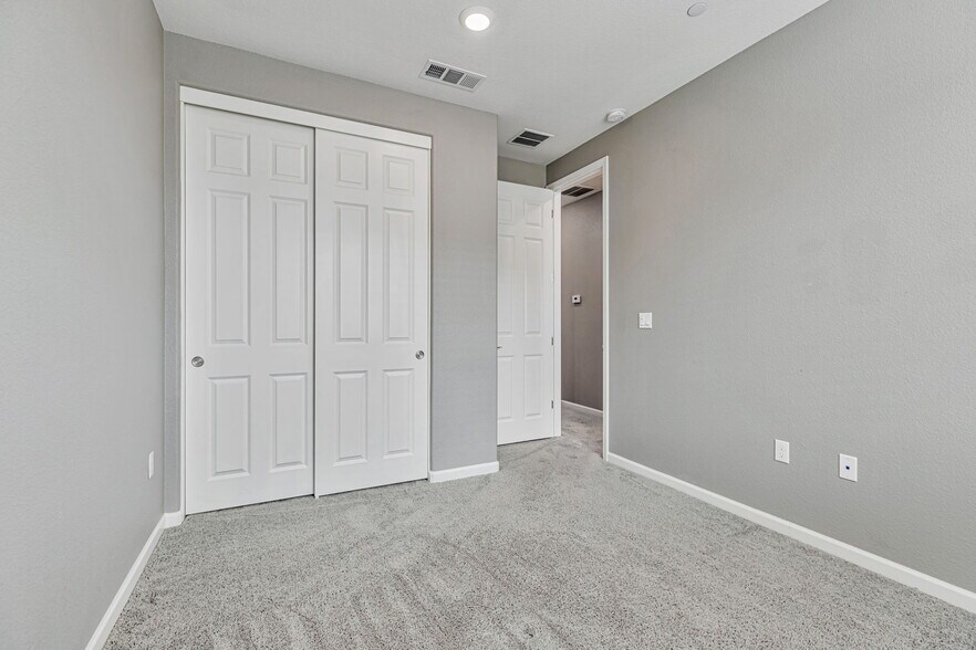 Building Photo - 6436 Laguna Seca Ln