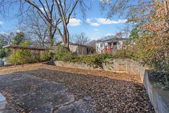 Building Photo - 449 10th St NW