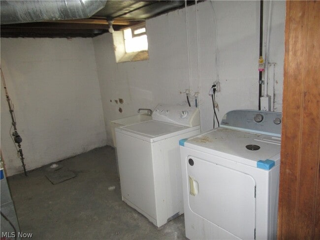 Building Photo - 3824 E Antisdale Rd