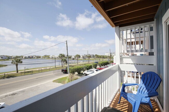 Building Photo - 608 Carolina Beach Ave S