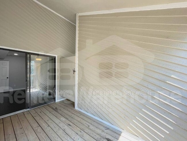 Building Photo - 2325 Sea Shell Rd