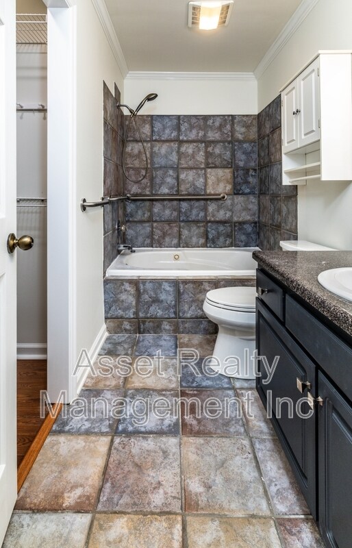Building Photo - 1315 Lucy Way