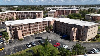 Building Photo - 4121 Heron Way