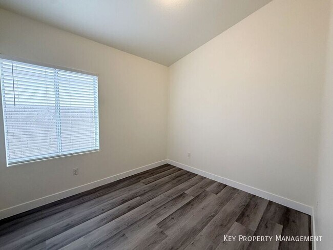 Building Photo - 1605 Woodward Heights Way