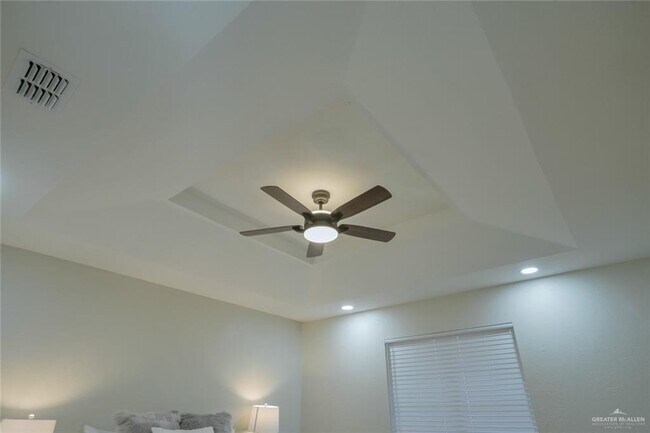 Building Photo - 5300 N 15th St