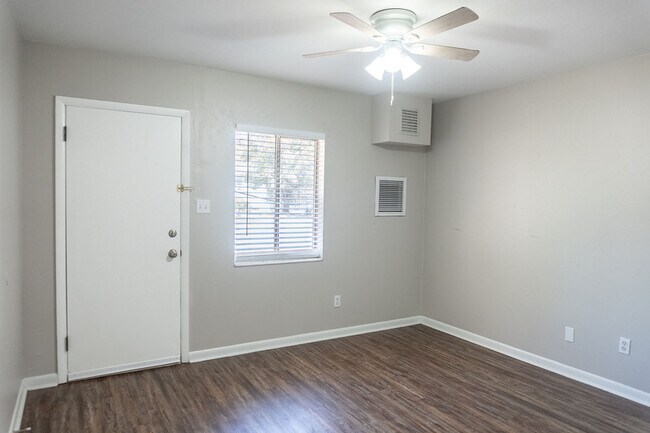 Building Photo - Hayden Road - 414 E