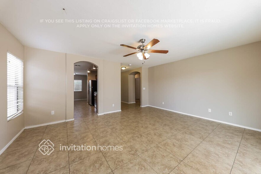 Building Photo - 12563 W Charter Oak Rd