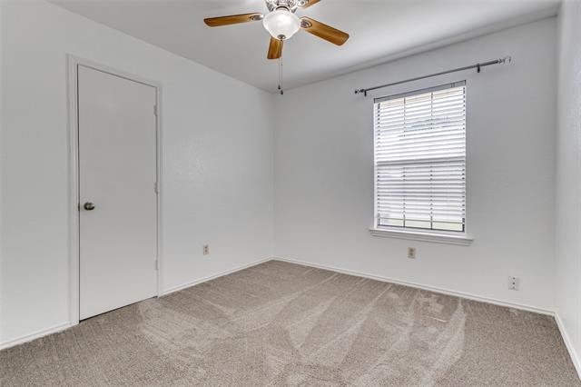 Building Photo - 5401 Briar Ln