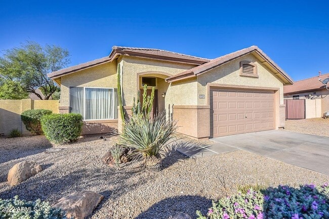 Building Photo - 7720 W Foothill Dr