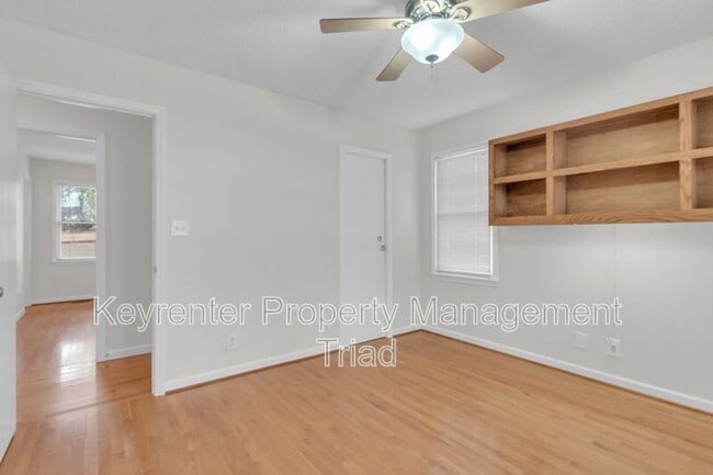 Building Photo - 3959 Lewiston Rd