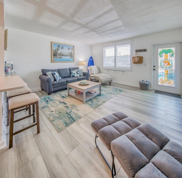 Building Photo - 2565 S Ocean Blvd