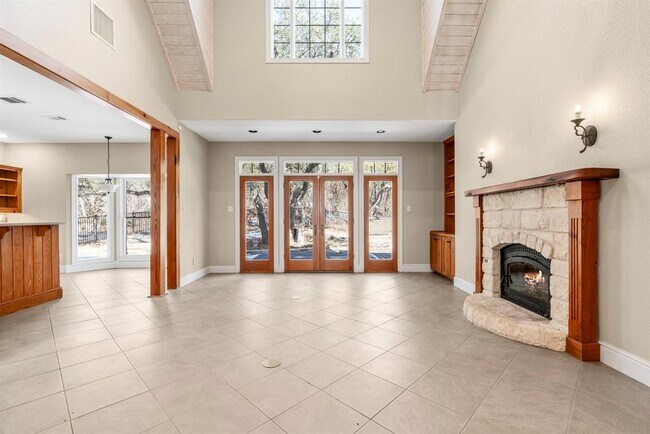 Building Photo - 310 Co Rd 317