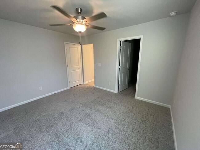 Building Photo - 3156 Morris Hills Dr