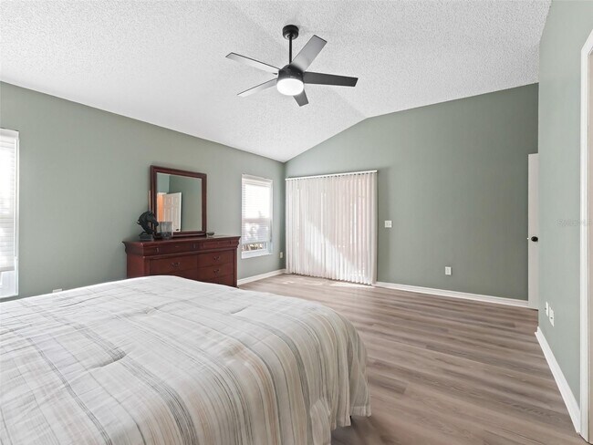 Building Photo - 3008 Rugby Way