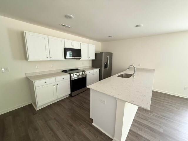 Building Photo - 2429 Brookville Dr