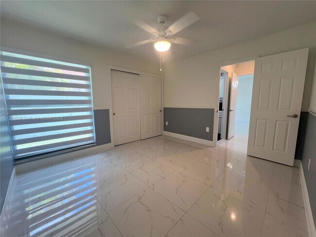 Building Photo - 8735 SW 54th Terrace