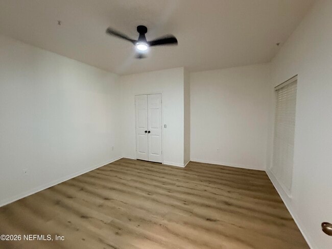 Building Photo - 7800 Point Meadows Dr