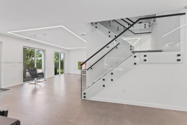 Building Photo - 6358 NW 113th Pl